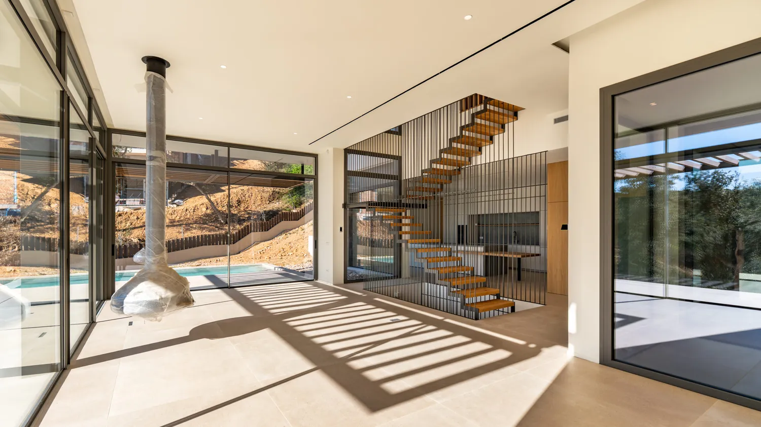 Living room opening onto the terrace