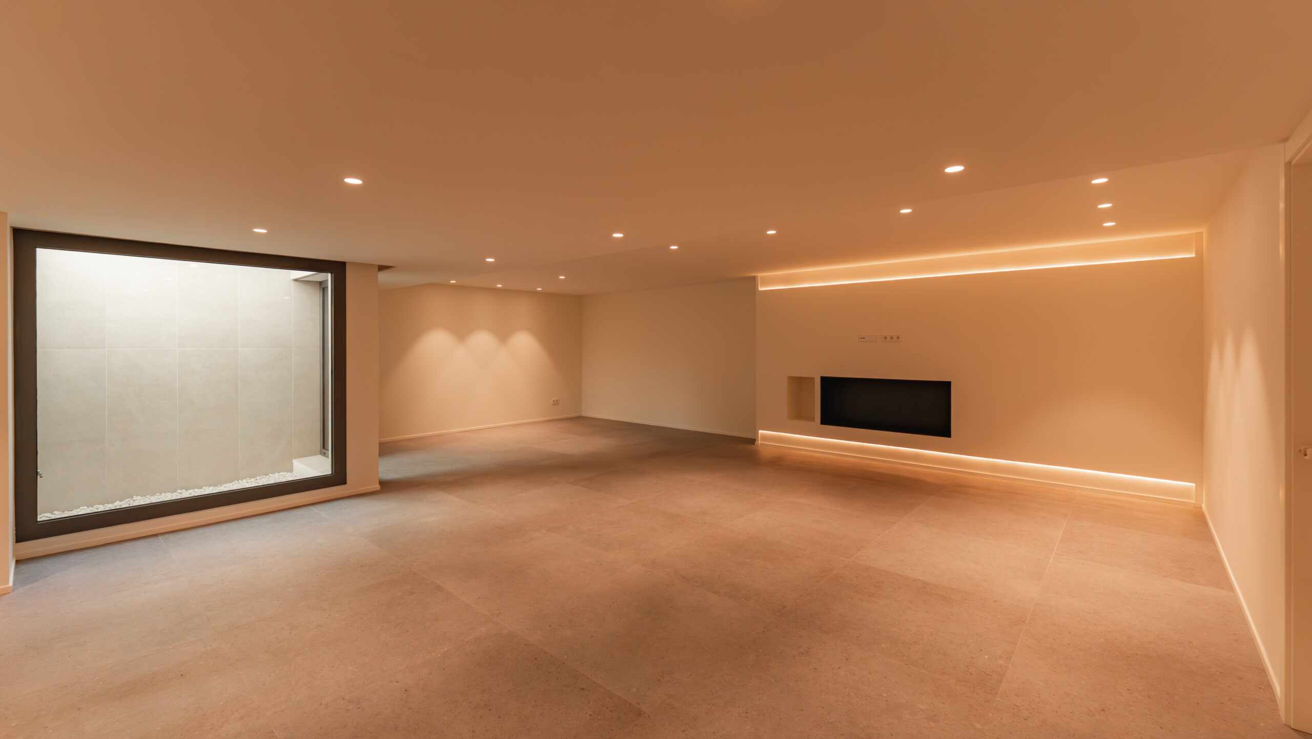 Living room with fireplace