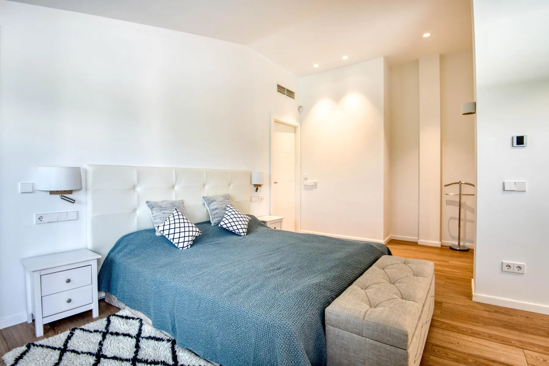 Bedroom opening to the garden