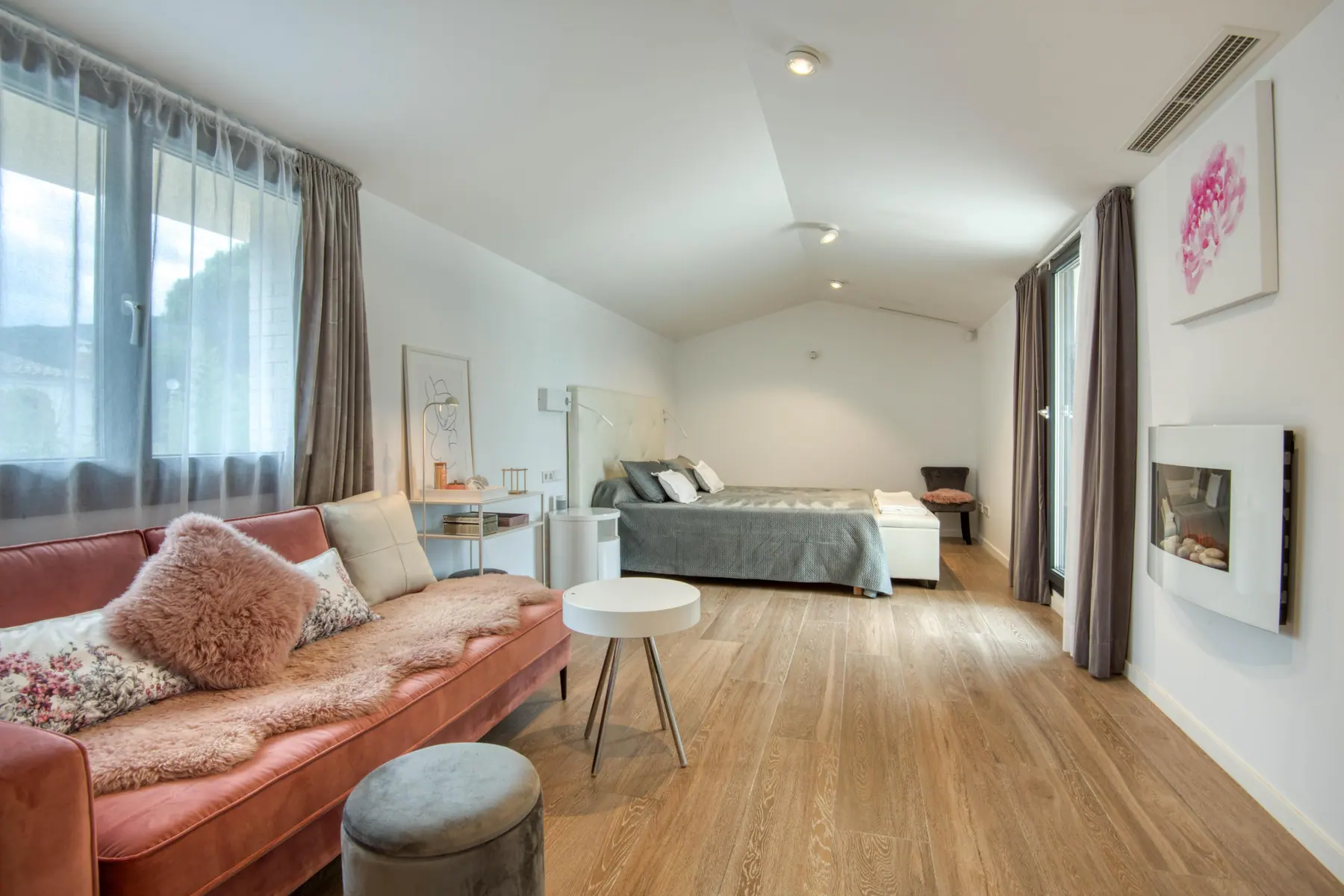 Bedroom with a sitting area