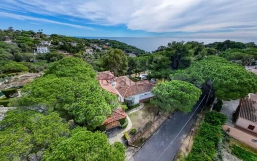 Parcela en la mejor zona de Lloret de Mar