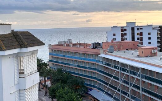 Apartment with Terrace and Pool, Fenals, Lloret de Mar