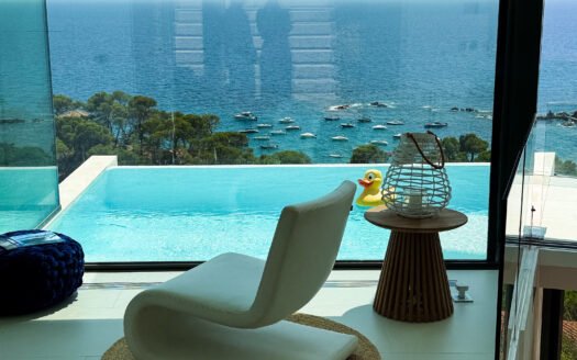 Villa Rosamar — Contemporary Villa above Cala Canyet, Costa Brava