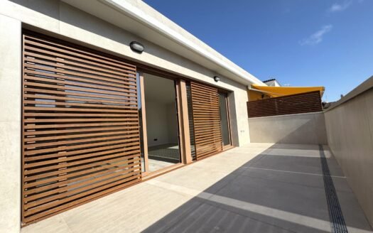 New-Build Penthouse with Large Terrace in the Centre of Blanes