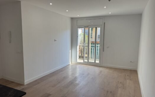 Renovated Apartment with Balcony, Blanes