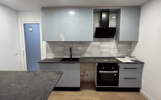 Renovated Ground-Floor Apartment with Private Patio, Blanes